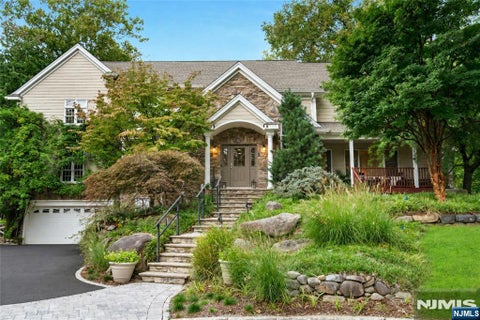 Photo of 51 Rutherford Place, Montvale, NJ 07645 (MLS # 26034984)