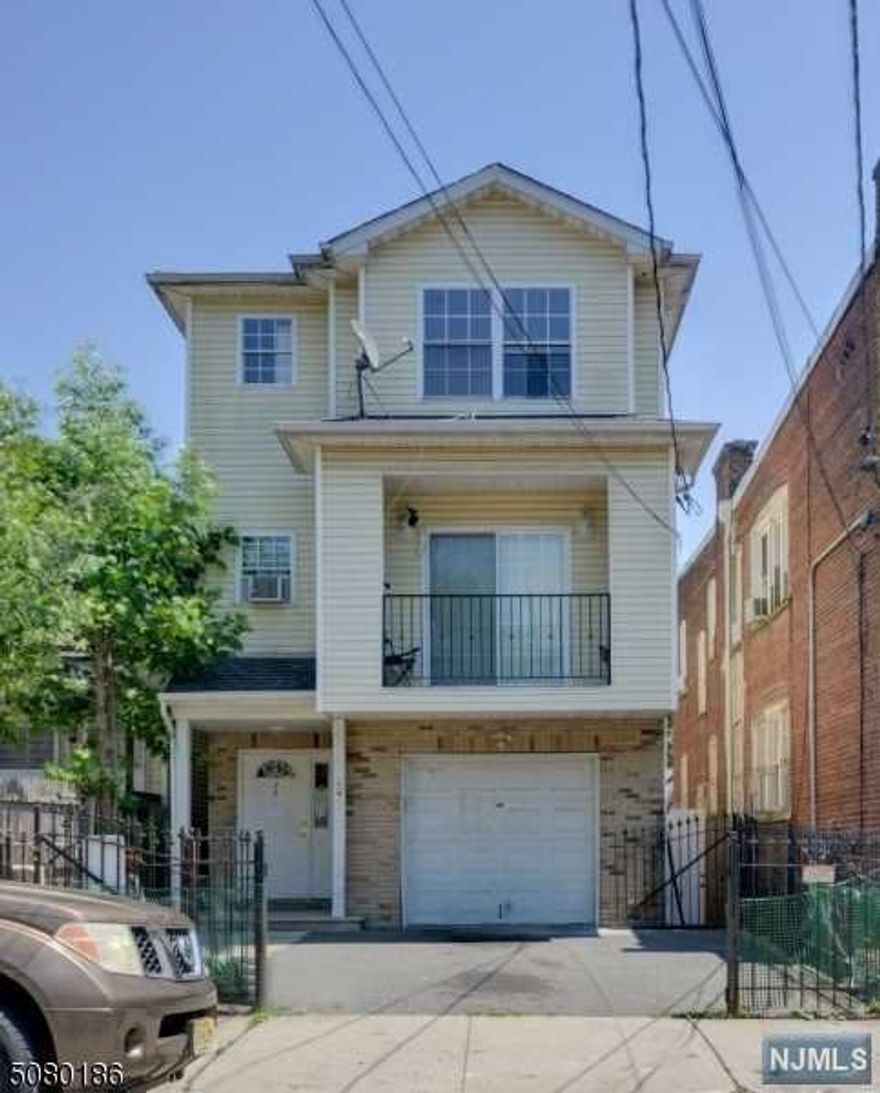 BUILT IN 2007, THIS 2485 SQ-FT MULTI FAMILY PROPERTY OFFERS 8 BEDROOMS AND 5 BATHROOMS. FIRST AND SECOND FLOOR UNIT BOASTS OF A MASTER SUITE EACH WITH WALK-IN CLOSET.THIS UNIQUELY DESIGNED GEM FEATURES HVAC, AND HARDWOOD FLOOR THROUGHOUT.