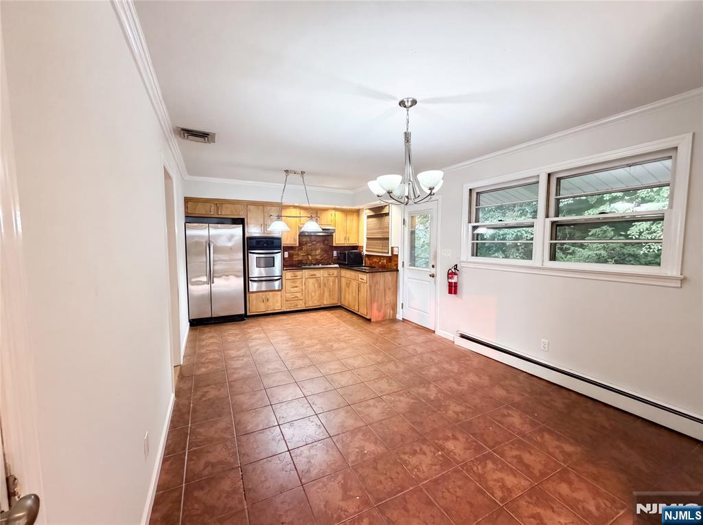 35 Dapp Court