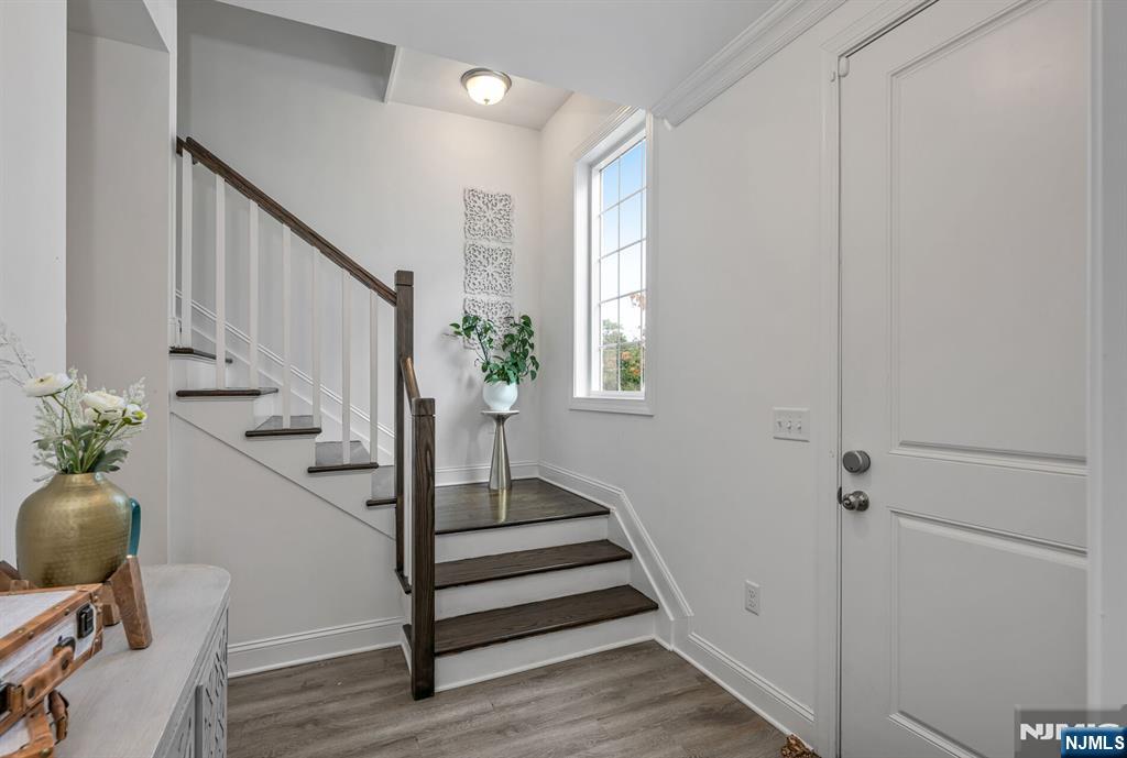 Homes for Sale in Northern NJ | ThisIsRiverEdge.com 68 Parkside Lane 68