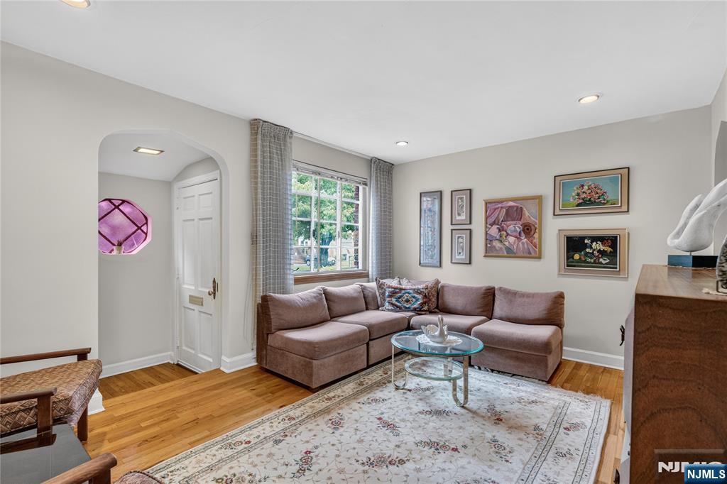 179 E Main Street