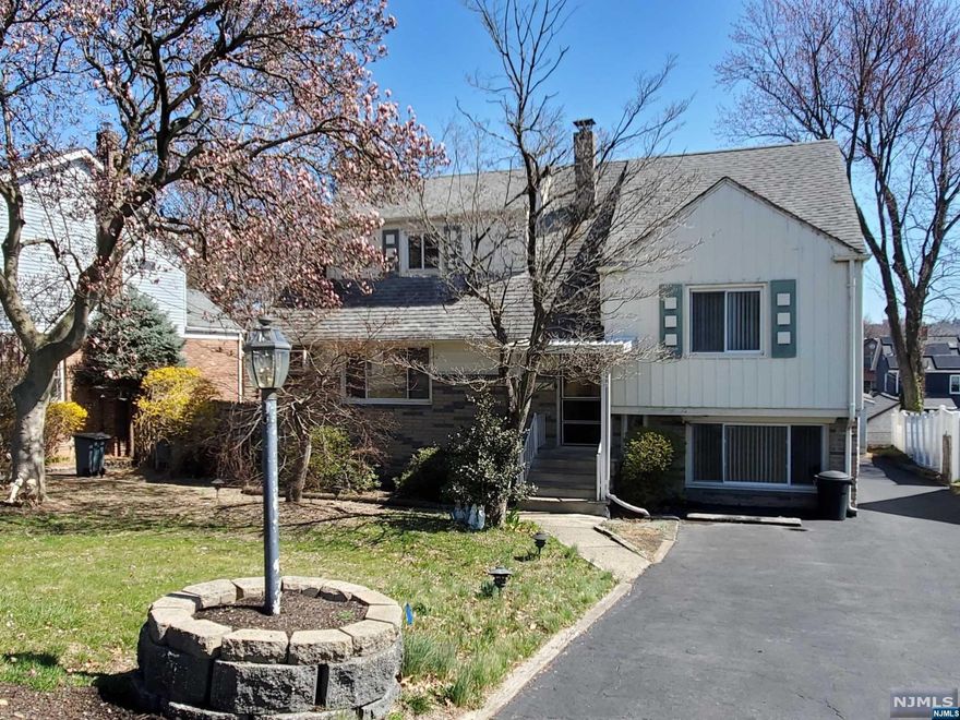 This Home is all about LOCATION LOCATION LOCATION! It has Route 4,9,17,46,i80,i95, Palisades Pkwy, and Garden State Pkwy in minute distance and the G.W. Bridge 3 miles away. This Well-Maintained 3B/2BA Home seated in total Six Split Levels with only several steps in between allows a Large Inside Flow, incredible amount of Storage Space and Closets, and Four External Doorways lending to a Flexible Access for Multi-membered Family. Induction Motor, Washing Machine, and Toilets were recently replaced. There is a 47" Plasma TV in a bedroom for your use. The House is an Old-World STURDY and MOVE-IN READY or Waiting for your Imagination for Remodeling. COME TAKE A LOOK! Seller is asking for Highest and Best offer by Wednesday 04/05 12:00 noon.