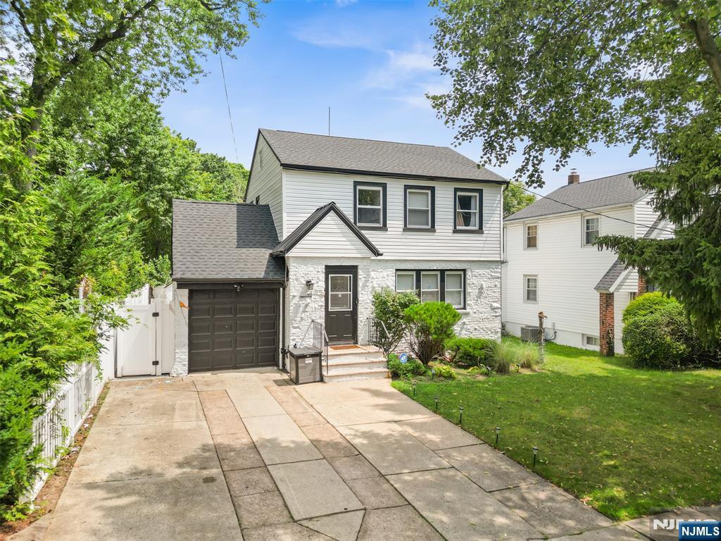 49 Walnut Street