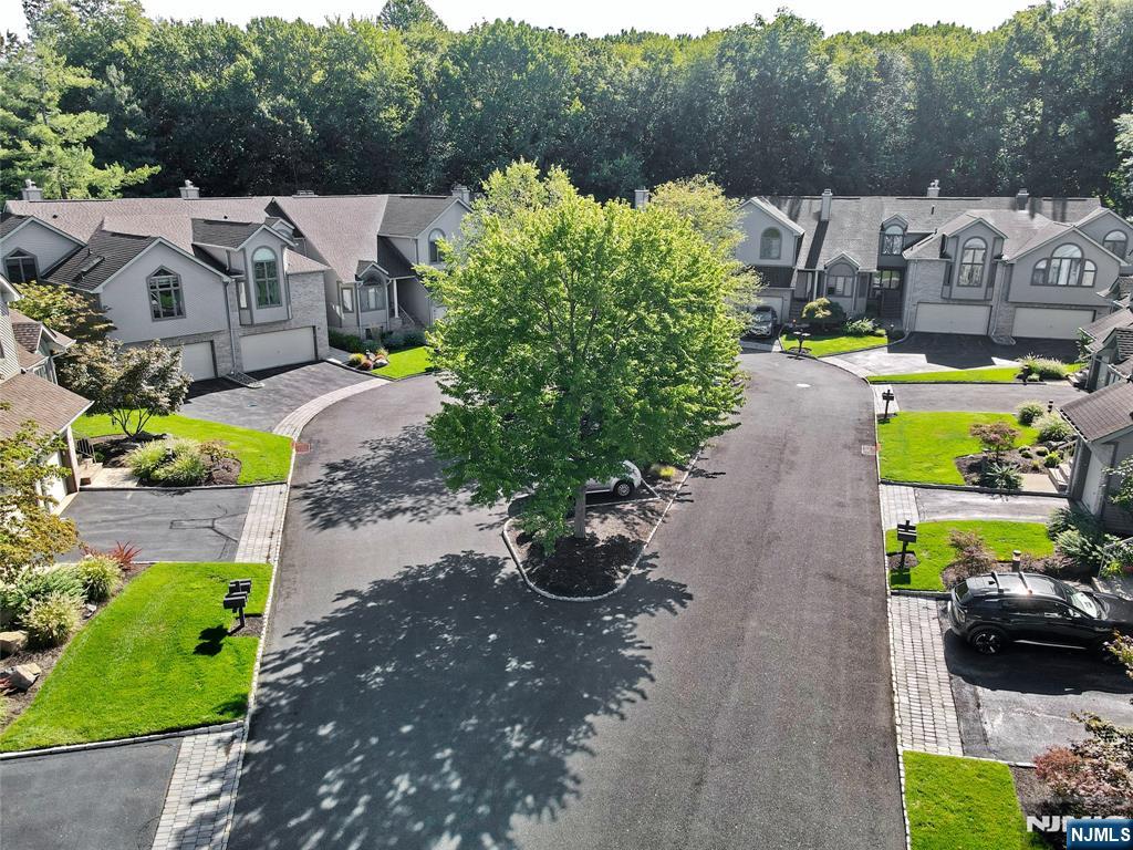 215 Beech Court T046