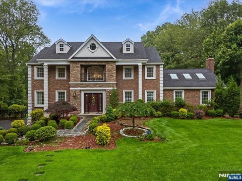 8 Oratam Road Upper Saddle River NJ 07458