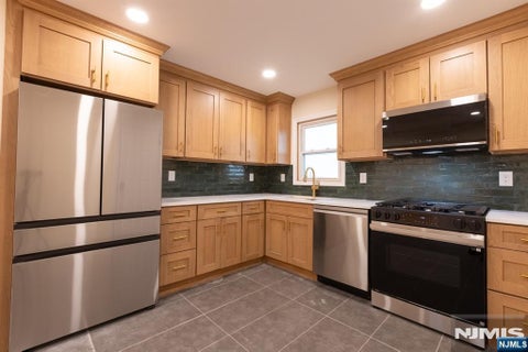 Photo of 375 Broad ST #2, Carlstadt, NJ 07072 (MLS # 26041279)