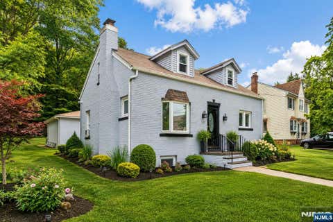 Photo of 122 Garside Avenue, Wayne, NJ 07470 (MLS # 26032242)