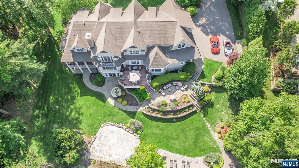 1118 Pines Lake Drive