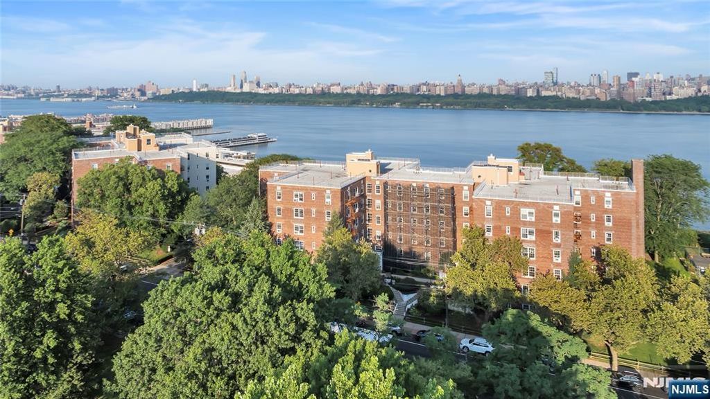 Photo of 8450 Boulevard East #4F, North Bergen, NJ 07047 (MLS # 26006795)