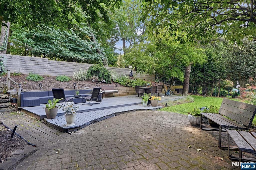 12 Poplar Road