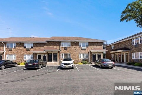Photo of 20 Rosol LN #26, Saddle Brook, NJ 07663 (MLS # 26038499)