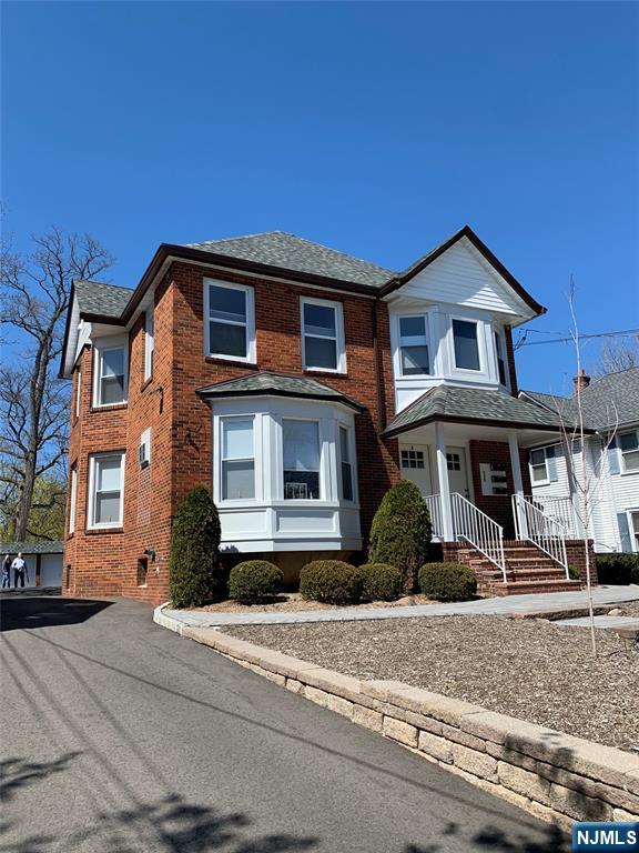 Rental Property at 314330 Westwood 2nd  Floor, Westwood, New Jersey - Bedrooms: 3 
Bathrooms: 1 
Rooms: 5  - $3,500 MO.