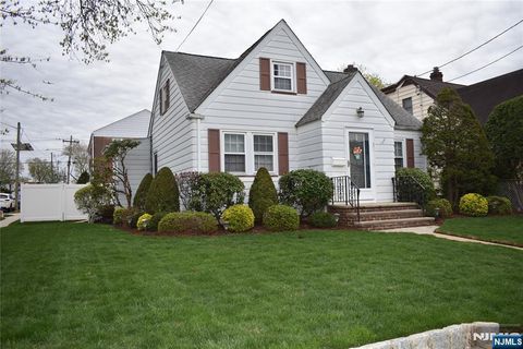 30 Devon Street North Arlington NJ 07031
