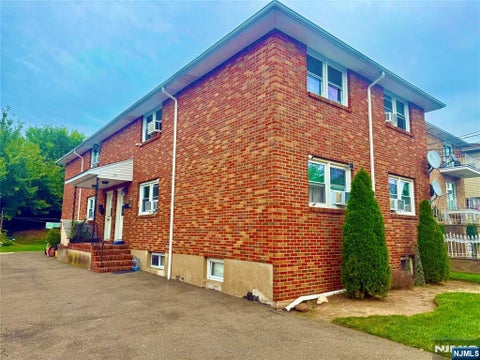 Photo of 23 Strong Street, Wallington, NJ 07057 (MLS # 26036676)