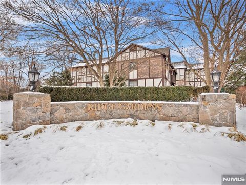 Photo of 3807 Melville Court, Mahwah, NJ 07430 (MLS # 26005565)