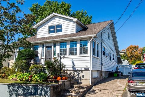 522 9th Street Carlstadt NJ 07072