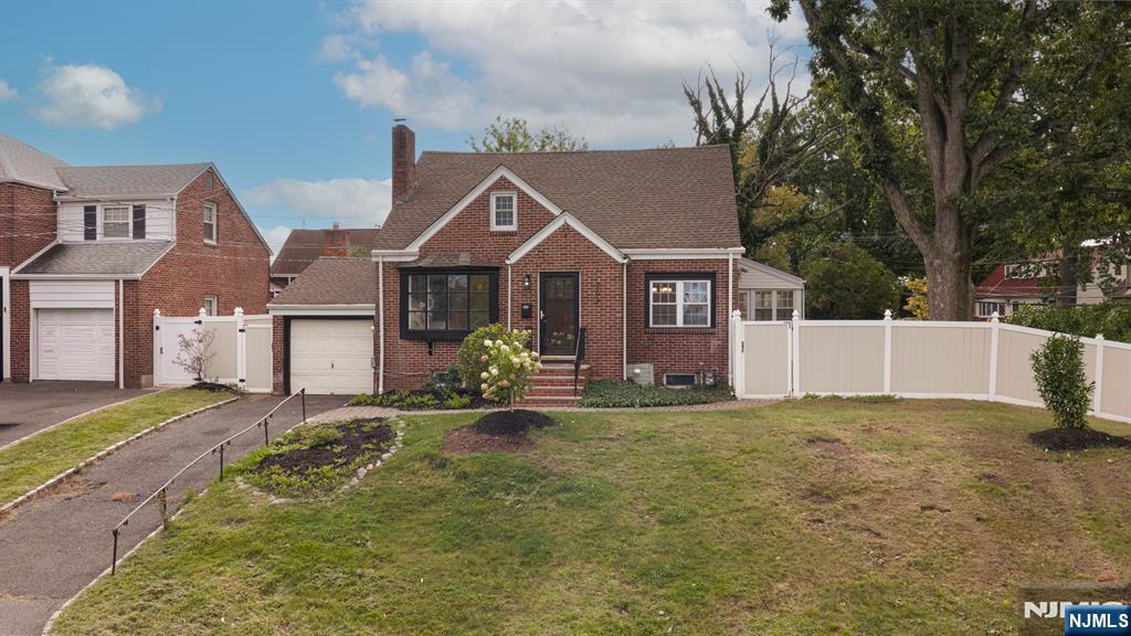303 Huntington Road