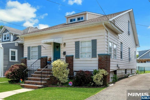Photo of 230 Sherman Avenue, Roselle Park, NJ 07204 (MLS # 26041149)