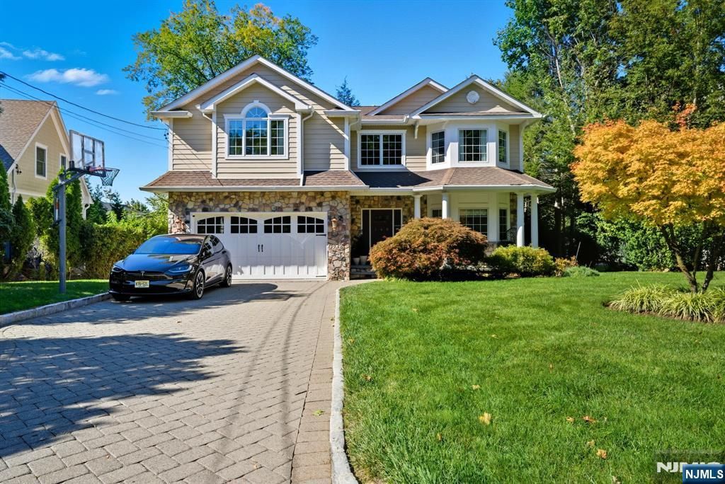 Photo of 149 Magnolia Avenue, Tenafly, NJ 07670 (MLS # 25035858)