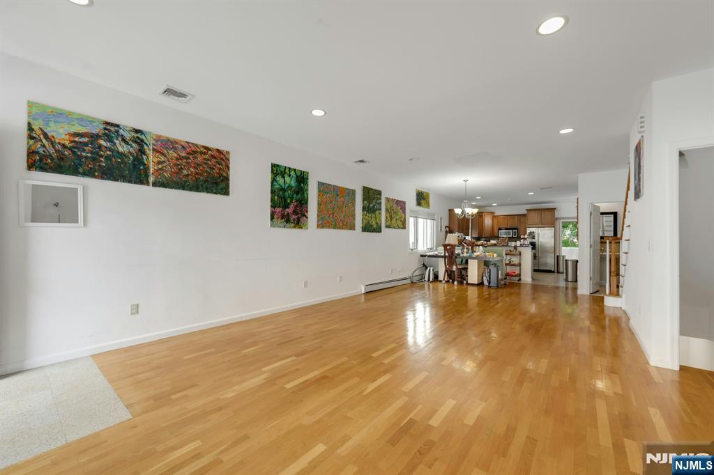 531A 2nd Street A