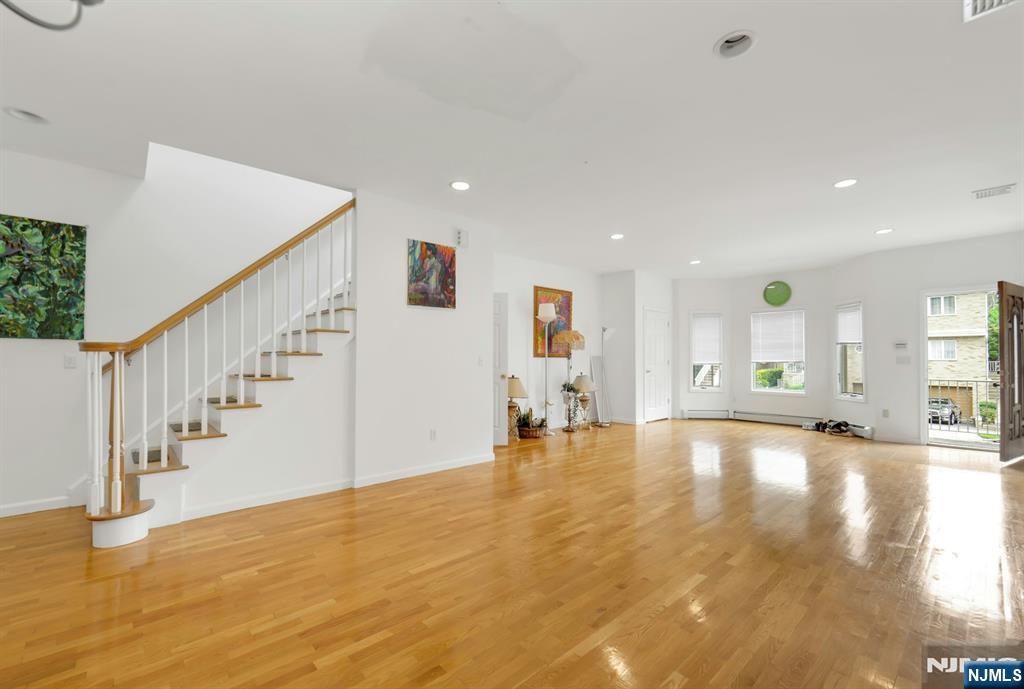 531A 2nd Street A