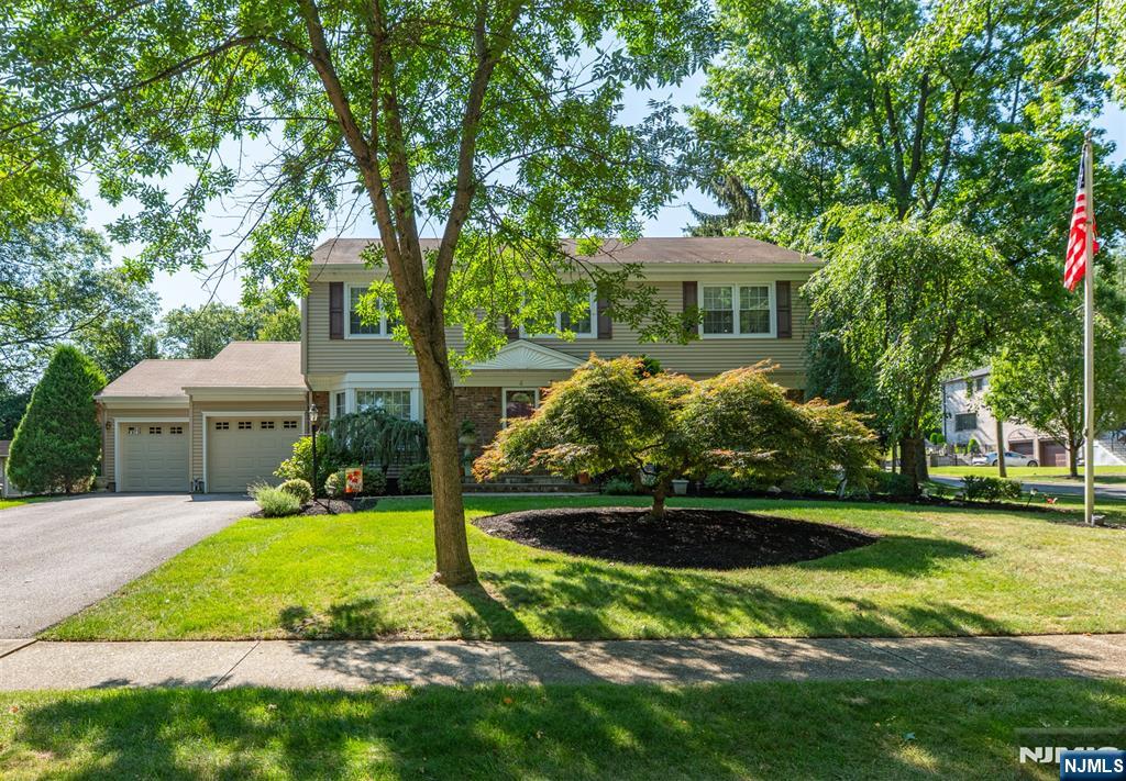 4 Skie Drive