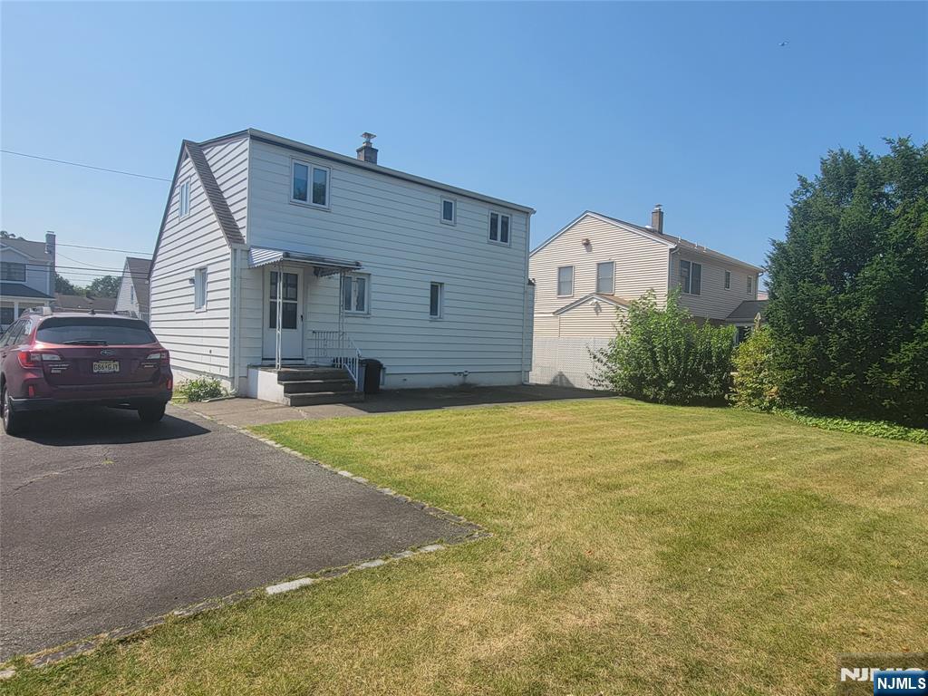 307 Schepis Avenue