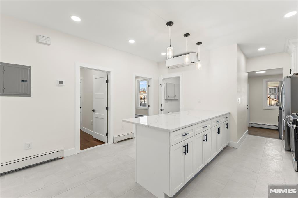 633 Lafayette Avenue