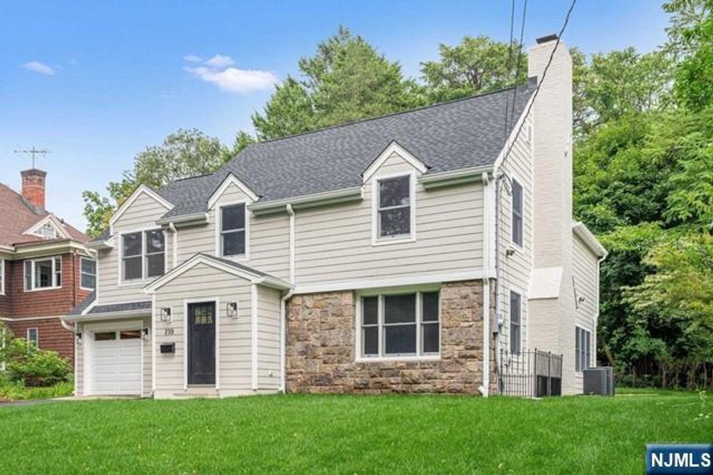 Photo of 235 S Dwight Place, Englewood, NJ 07631 (MLS # 26015804)