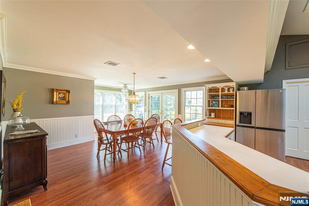 376 Lafayette Road