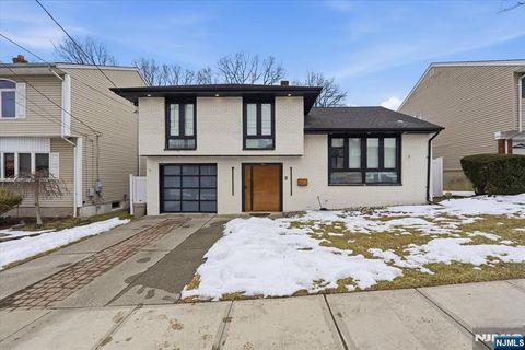 32 Luhman Terrace Secaucus NJ 07094