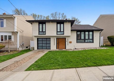 32 Luhman Terrace Secaucus NJ 07094