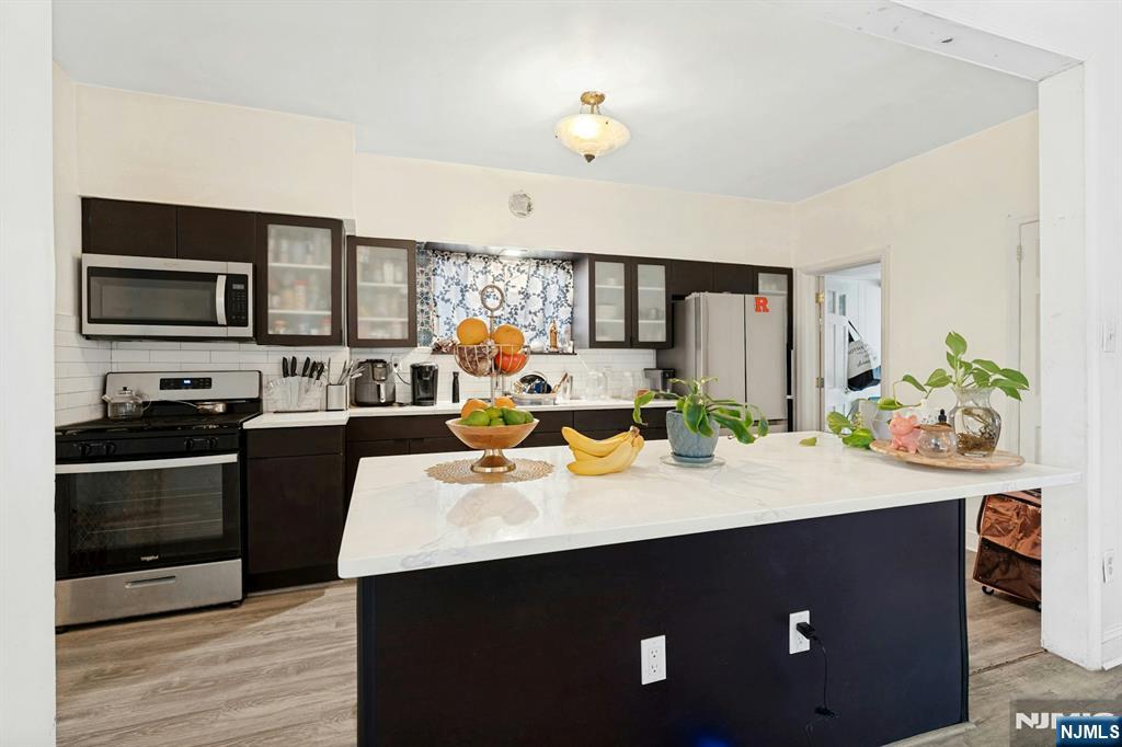 432 9th Street