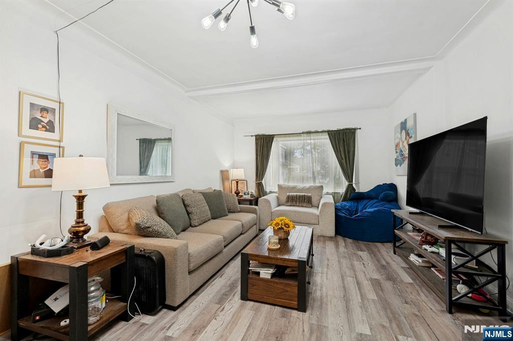 432 9th Street