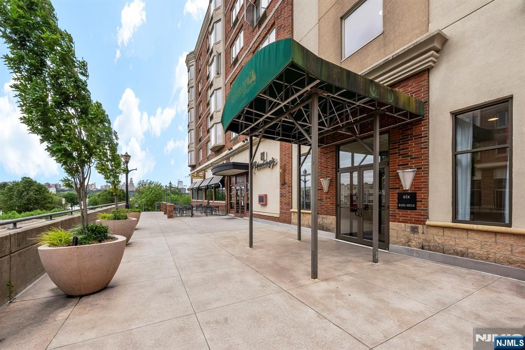 6106 City Place 6106