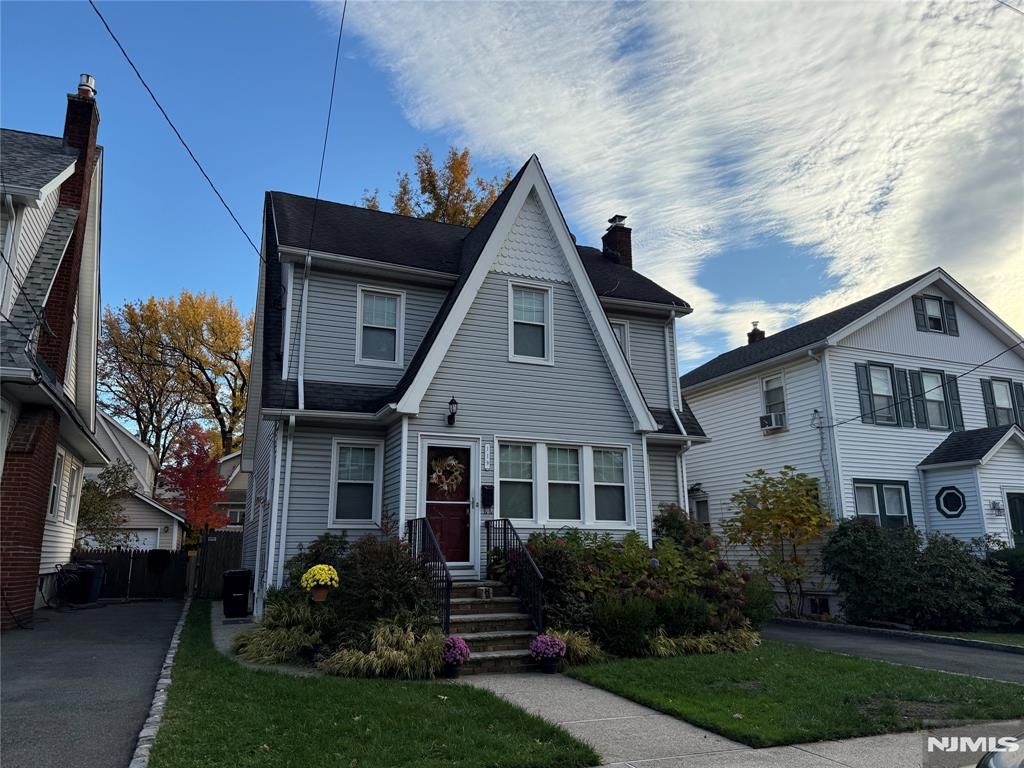 Photo of 119 Garner Avenue, Bloomfield, NJ 07003 (MLS # 25042623)