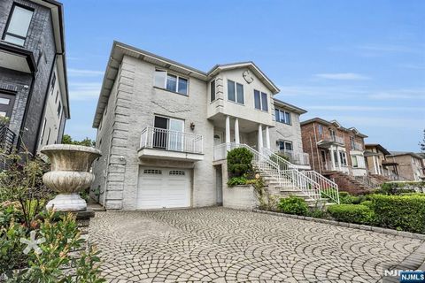 Photo of 394 Lawton Ave #A, Cliffside Park, NJ 07010 (MLS # 25043071)