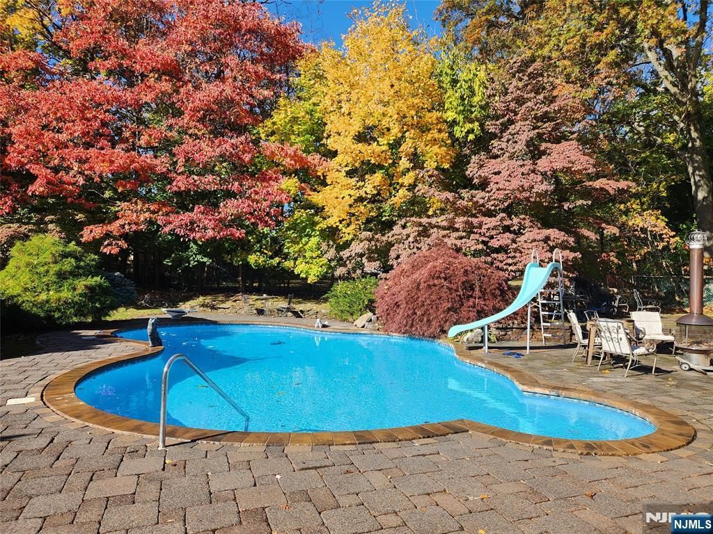 Photo of 23 Halco Drive, Paramus, NJ 07652 (MLS # 25039980)