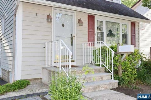 Photo of 49 S Franklin Avenue, Bergenfield, NJ 07621 (MLS # 26026352)