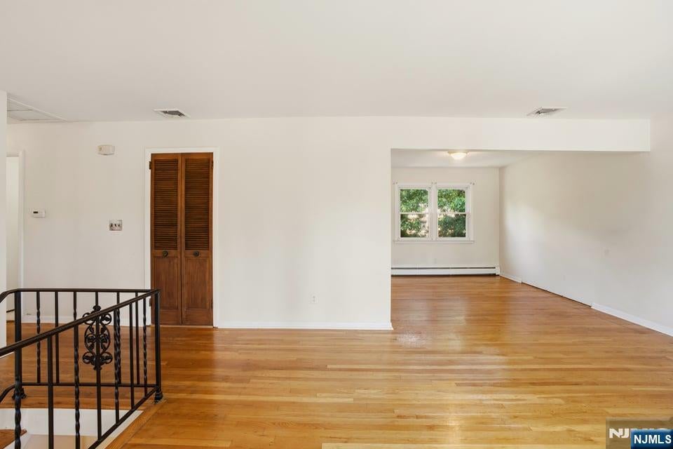 11 Ray Avenue