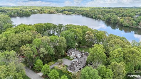 Photo of 259 Indian Trail Drive, Franklin Lakes, NJ 07417 (MLS # 26012555)