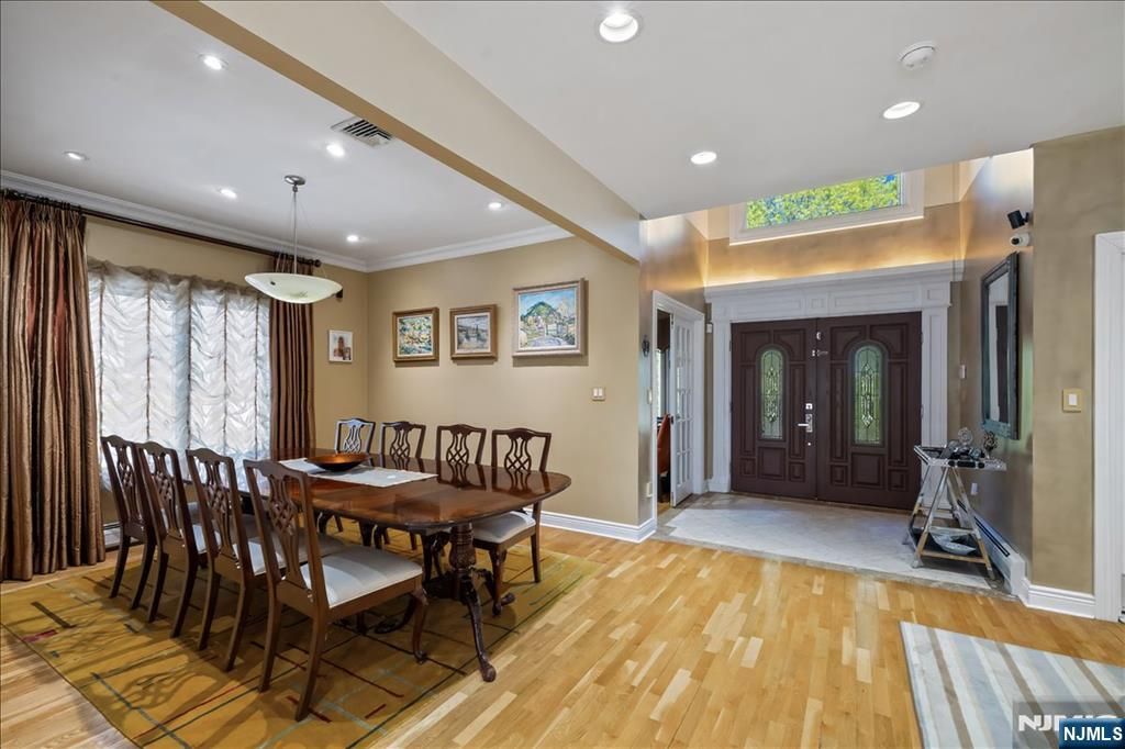 Photo of 54 Van Nostrand Avenue, Englewood Cliffs, NJ 07632 (MLS # 25036063)