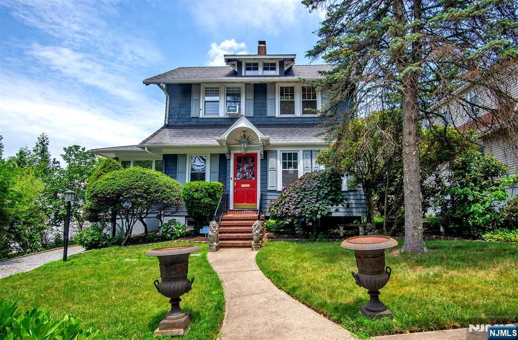 Photo of 141 South Street, Bogota, NJ 07603 (MLS # 26024575)
