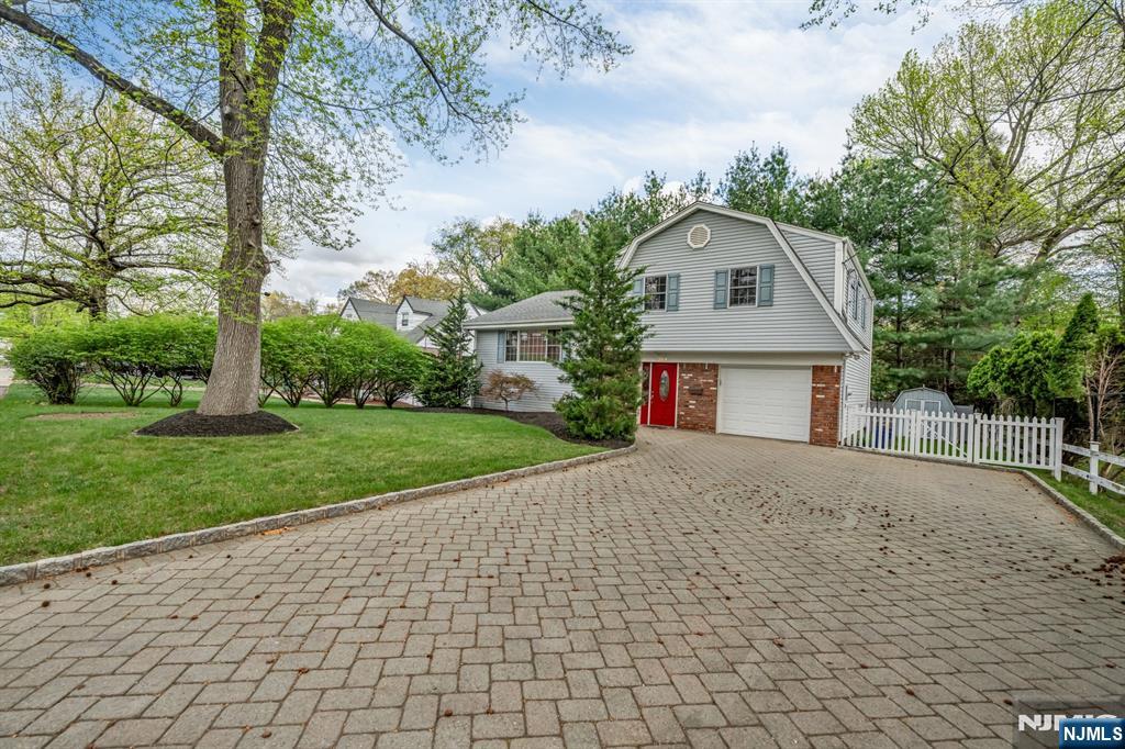 364 Knickerbocker Road