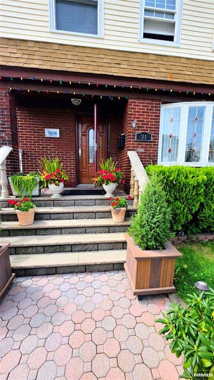 Photo of 31 Hedden TER #2nd floor, North Arlington, NJ 07031 (MLS # 26032174)