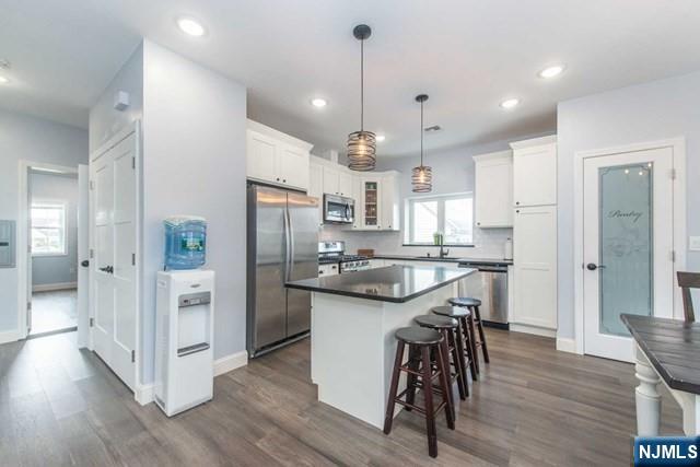 60 Garibaldi Avenue 2
