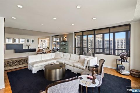 Photo of 200 Winston Drive #C2808, Cliffside Park, NJ 07010 (MLS # 25028245)