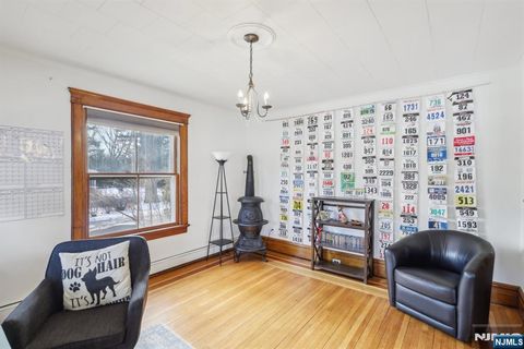 587 Wyckoff Avenue 1 Wyckoff NJ 07481