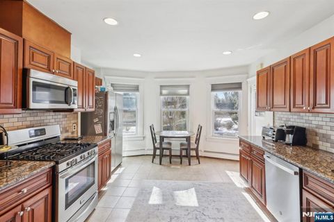 587 Wyckoff Avenue 1 Wyckoff NJ 07481