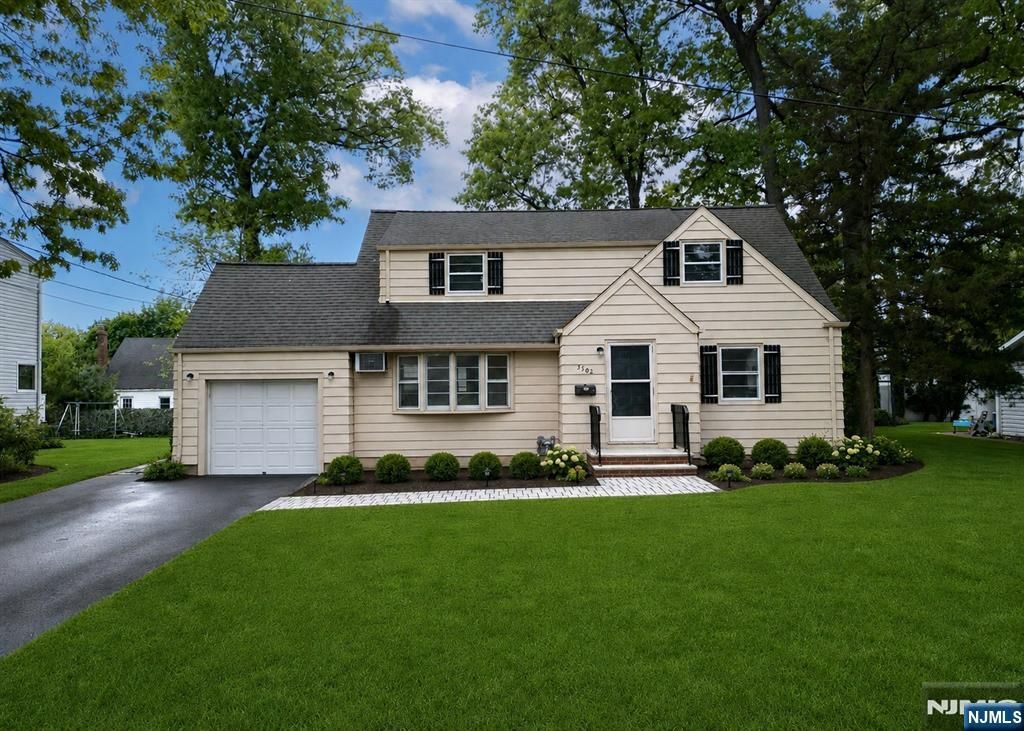 Photo of 3502 Linwood Road, Fair Lawn, NJ 07410 (MLS # 26017527)
